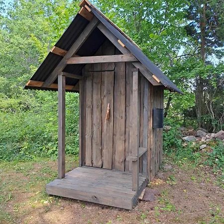 Lüks kamp alanı Trummi Glaemping Ja Korstnata Saun